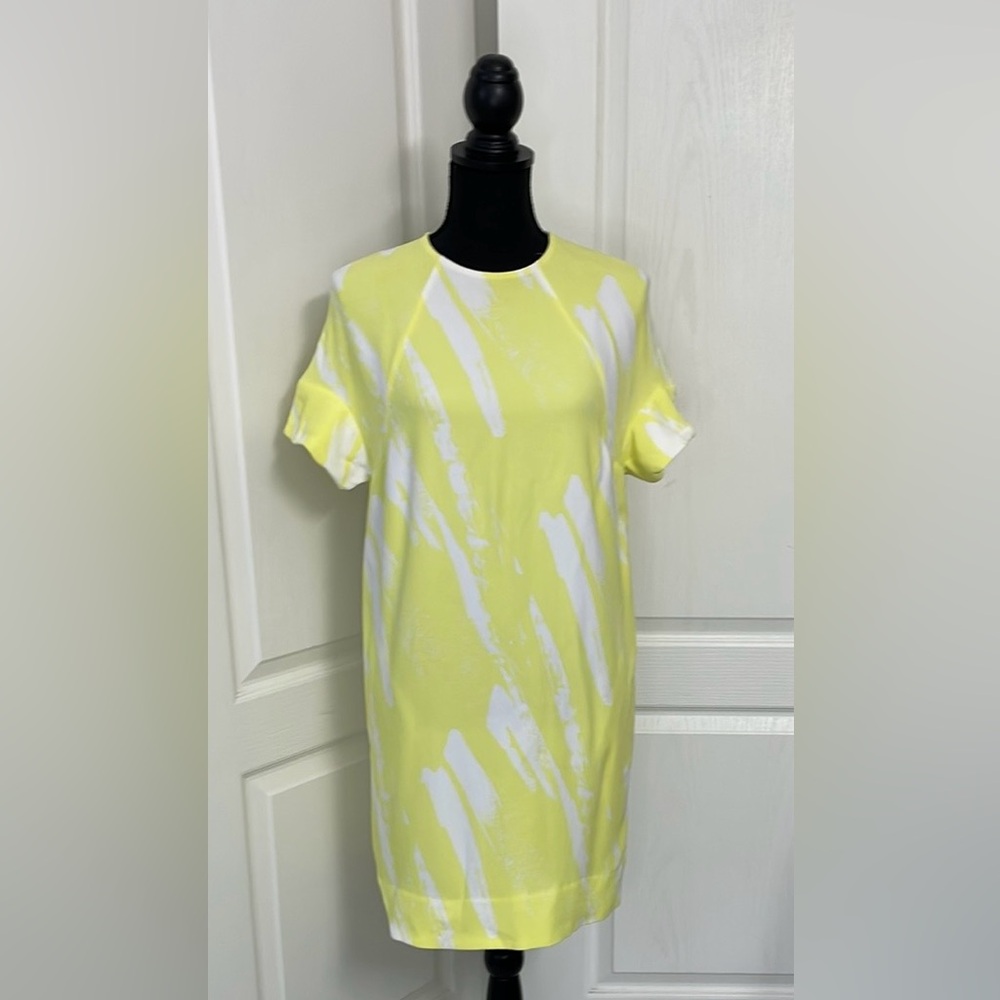 COS Rare shift dress fits M neon / white